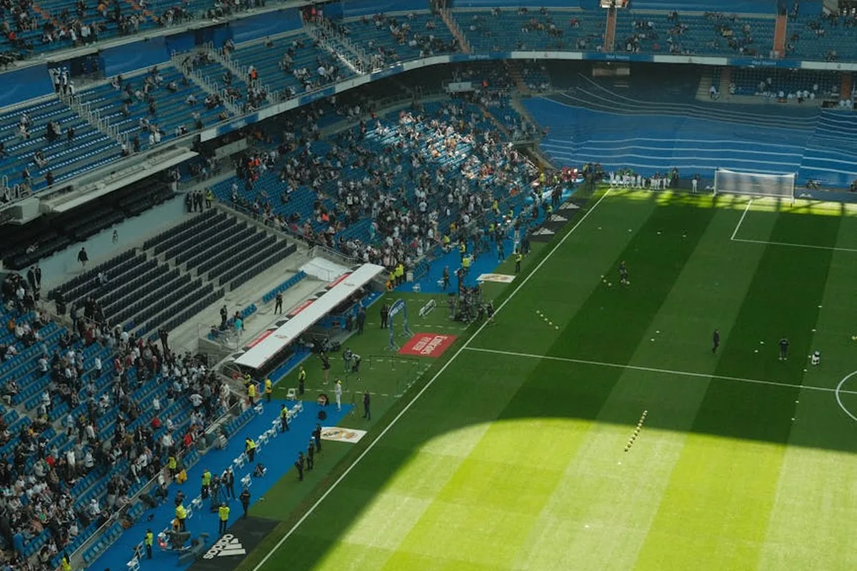 Liverpool Fan Travel Guide Domestic Aways